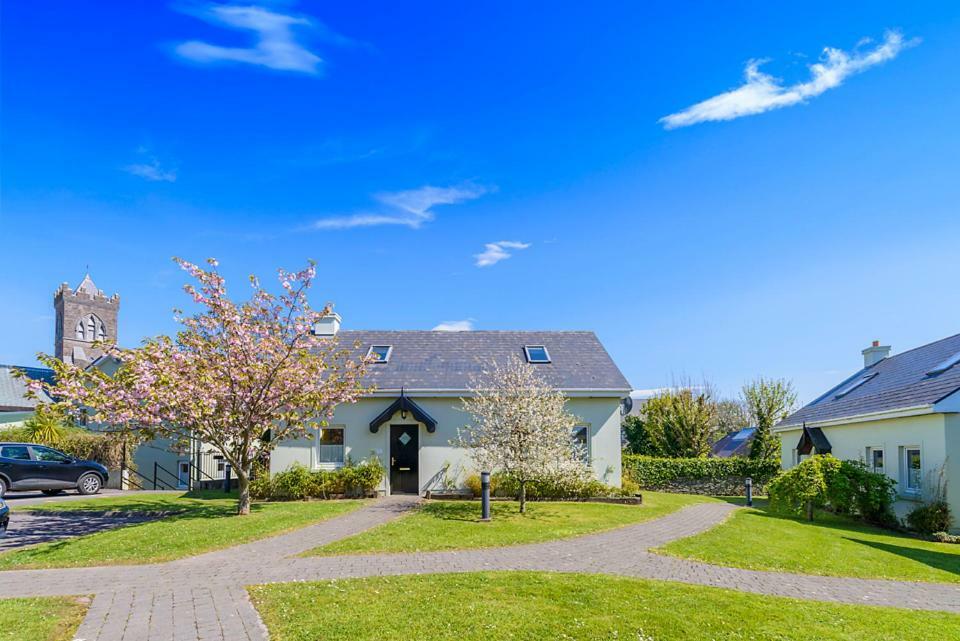 Dingle Centre Townhouse An Capall Dubh Dingle Zewnętrze zdjęcie